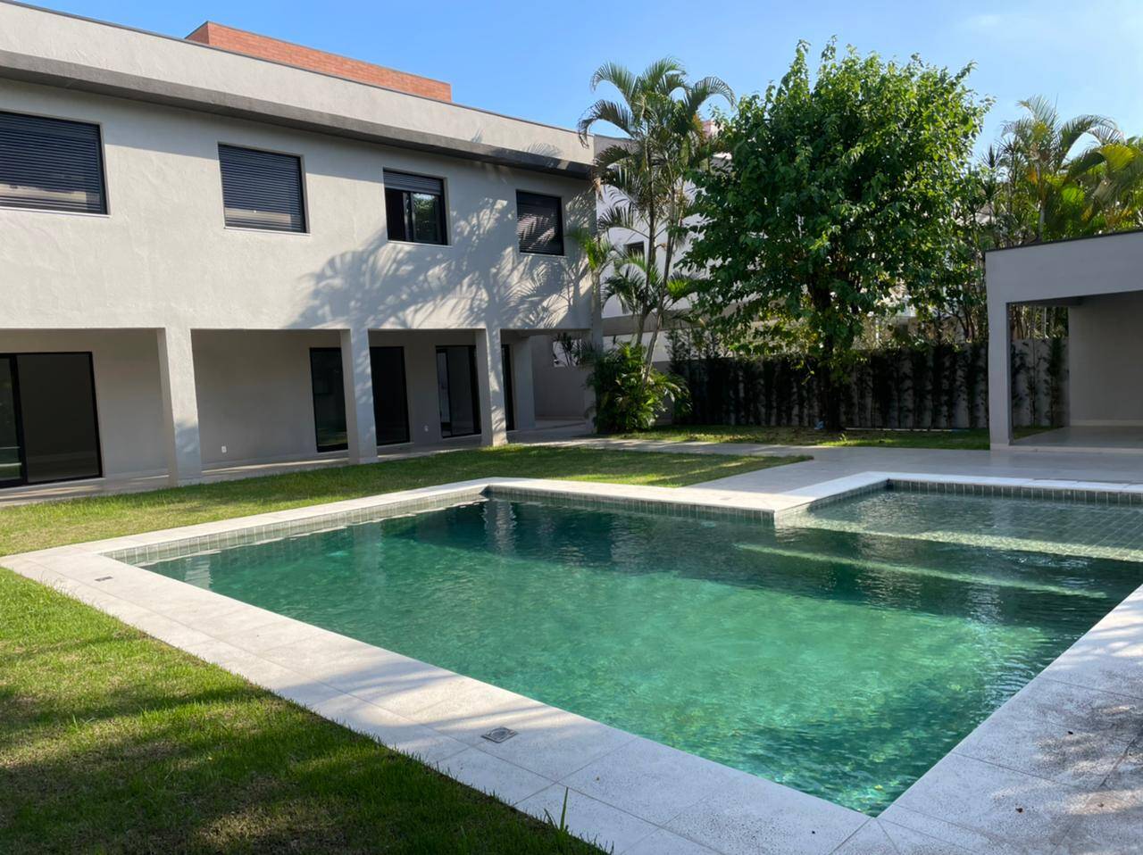 Casa à venda com 2 quartos, 720m² - Foto 18