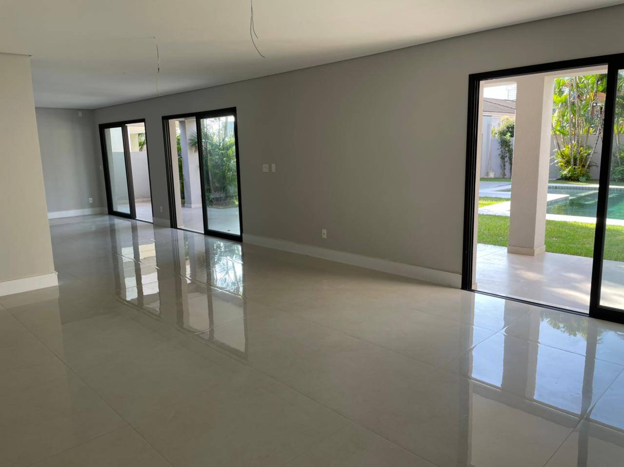 Casa à venda com 2 quartos, 720m² - Foto 8