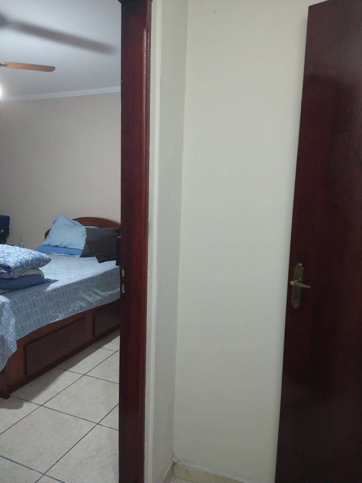 Casa à venda com 2 quartos, 250m² - Foto 14