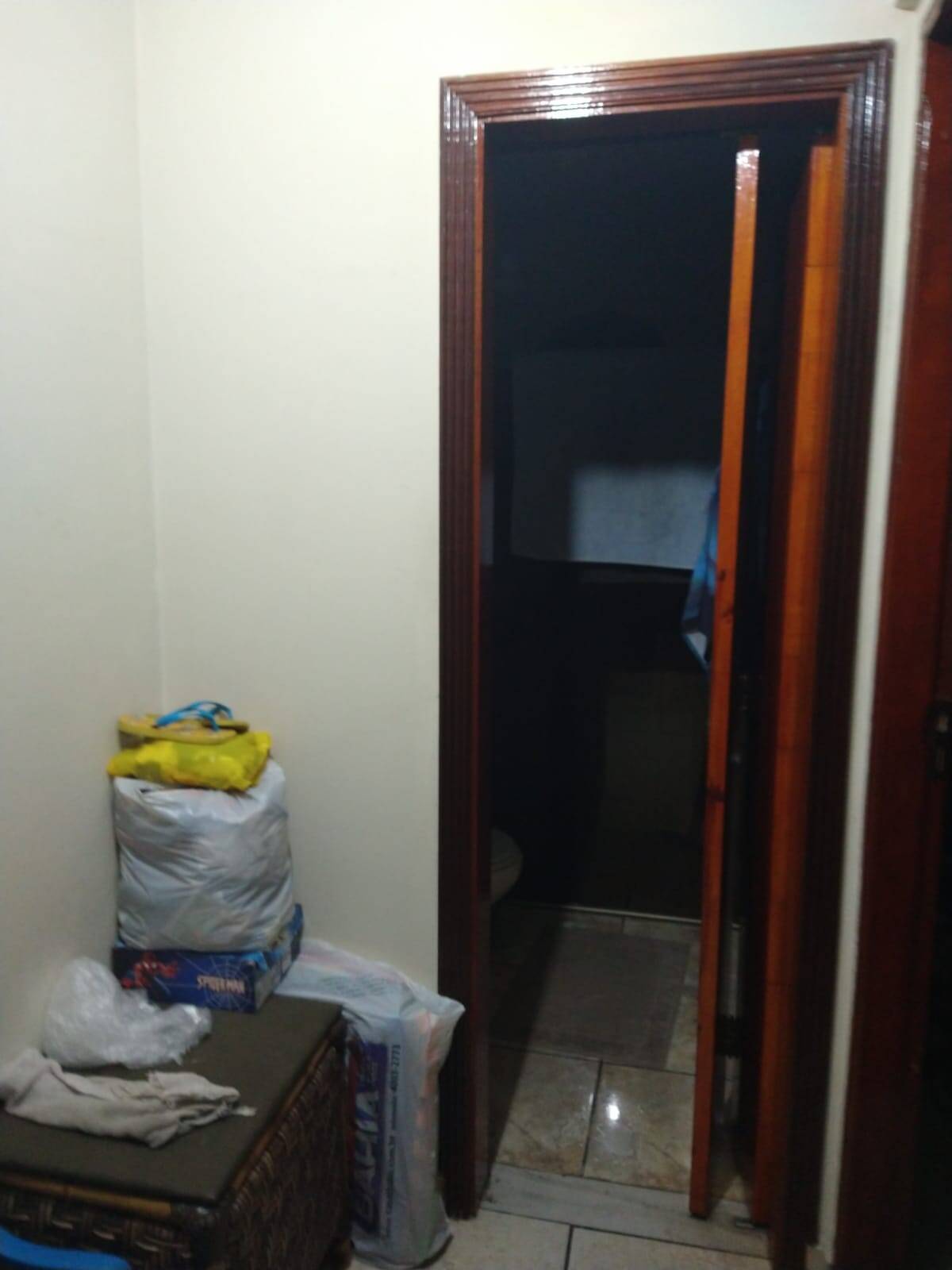 Casa à venda com 2 quartos, 250m² - Foto 17