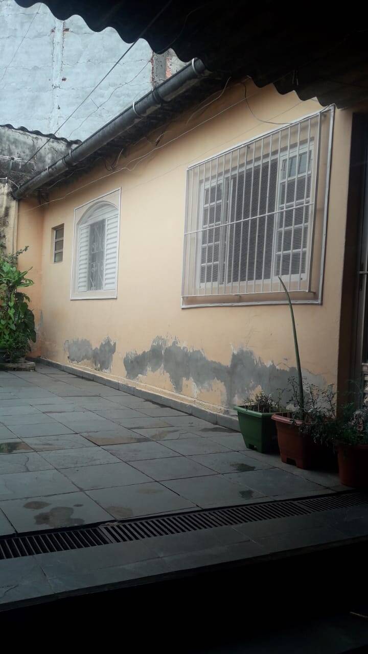 Casa à venda com 4 quartos, 250m² - Foto 23