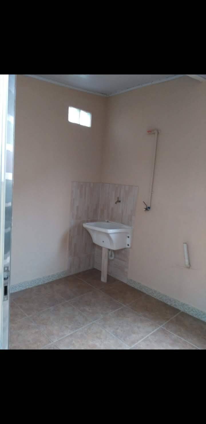 Casa à venda com 3 quartos, 200m² - Foto 15