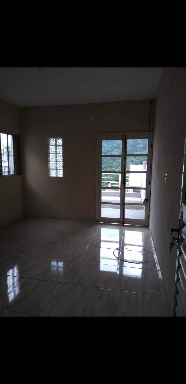 Casa à venda com 3 quartos, 200m² - Foto 14